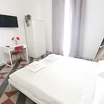 Domus 9 - Centro شقة *