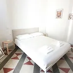 Domus 9 - Centro شقة *